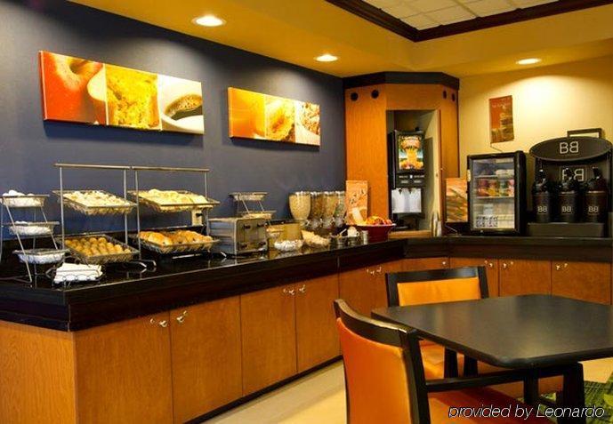 Fairfield And By Marriott San Antonio Hotel 3*